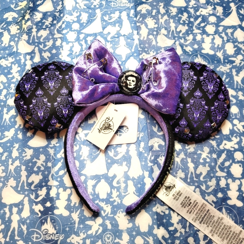 NWT Disney's Madame Leota Haunted Mansion Minnie Ears Headband.
